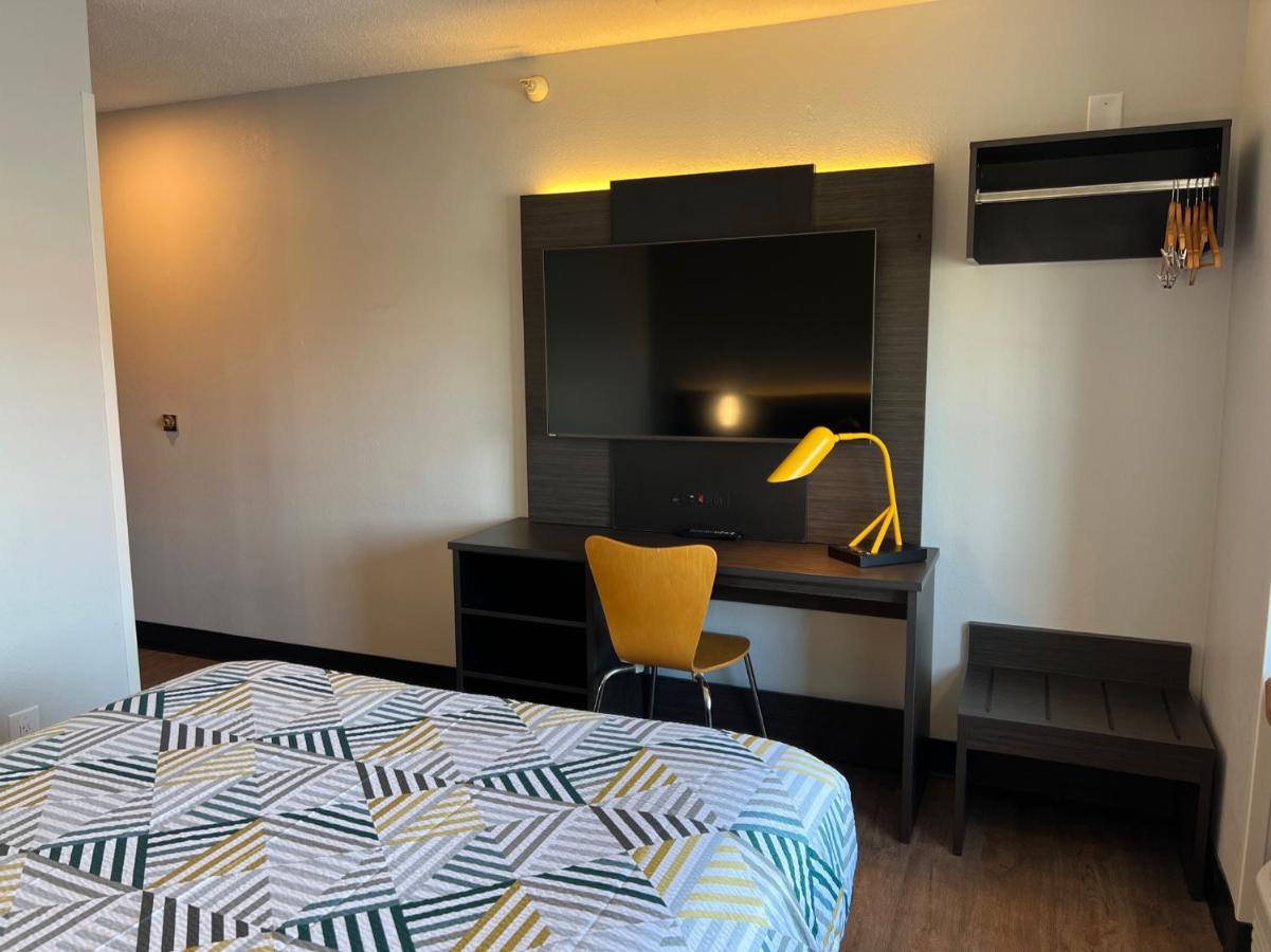 Motel 6 Indianapolis Carmel Eksteriør bilde
