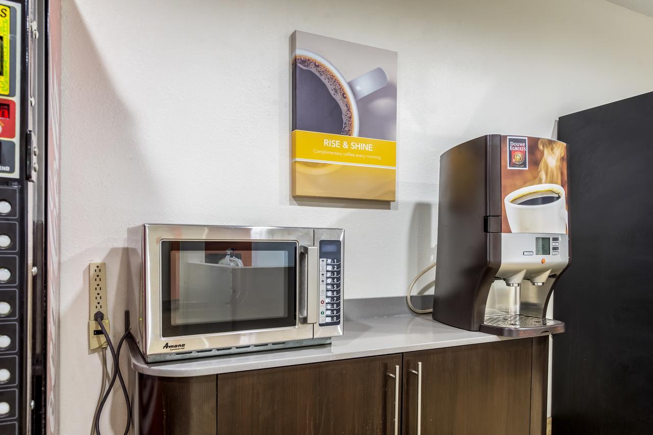 Motel 6 Indianapolis Carmel Eksteriør bilde