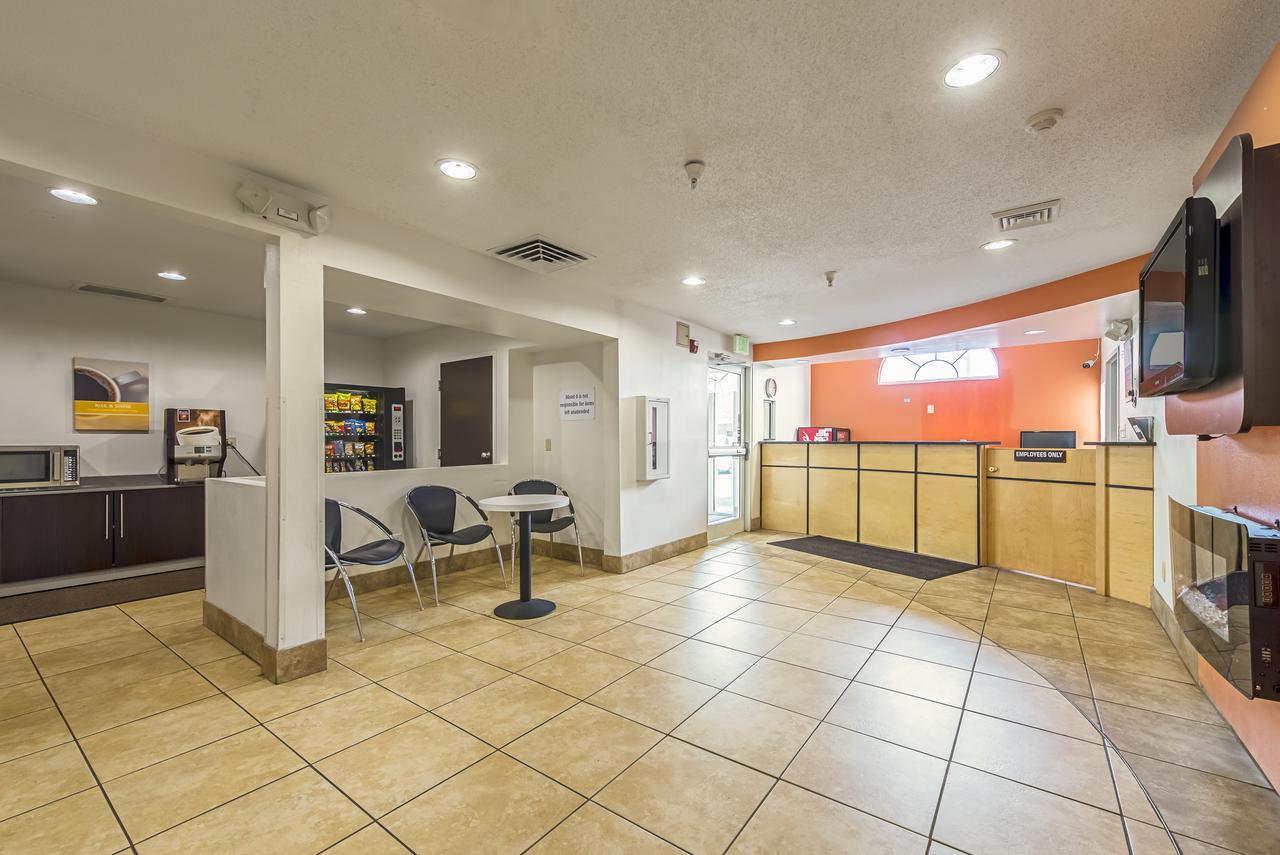 Motel 6 Indianapolis Carmel Eksteriør bilde